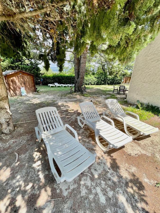 Maison En Provence Avec Piscine Льо Бусе Екстериор снимка