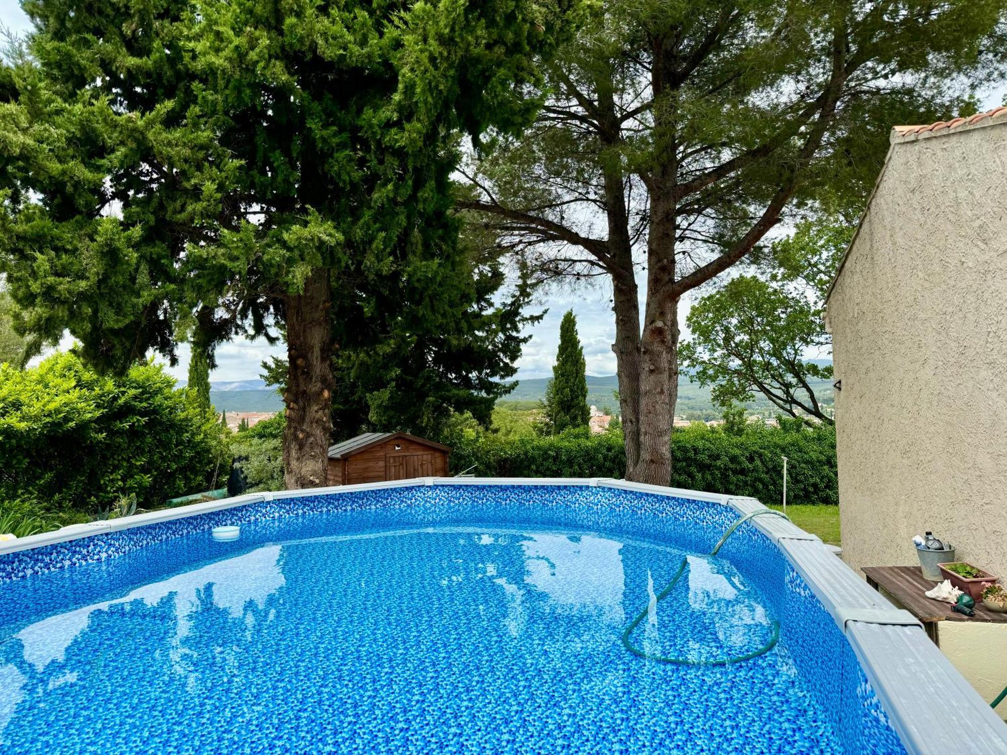 Maison En Provence Avec Piscine Льо Бусе Екстериор снимка